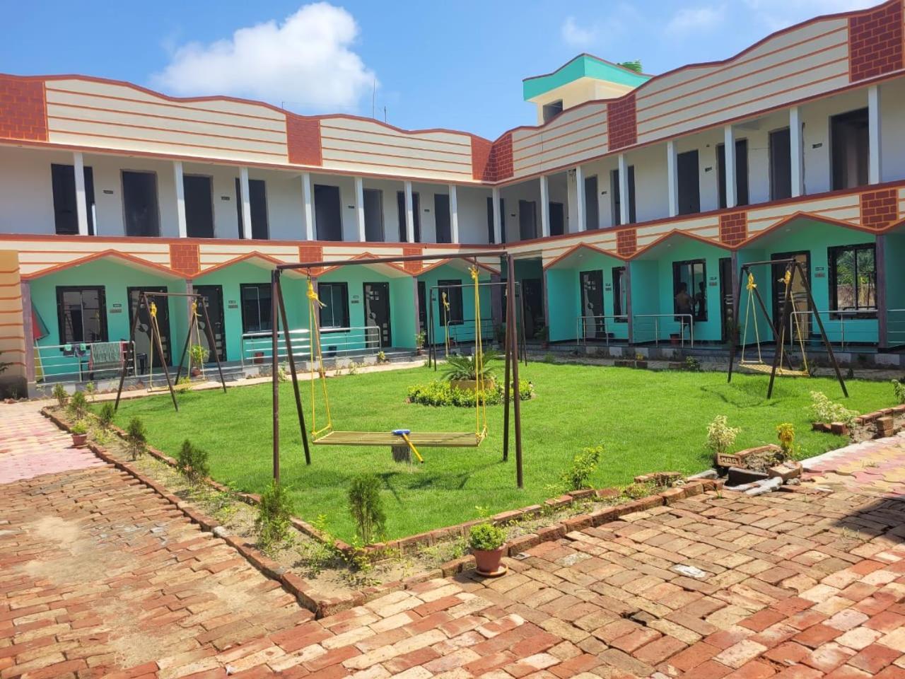 Resorts Birds Nest Tajpur Bagian luar foto